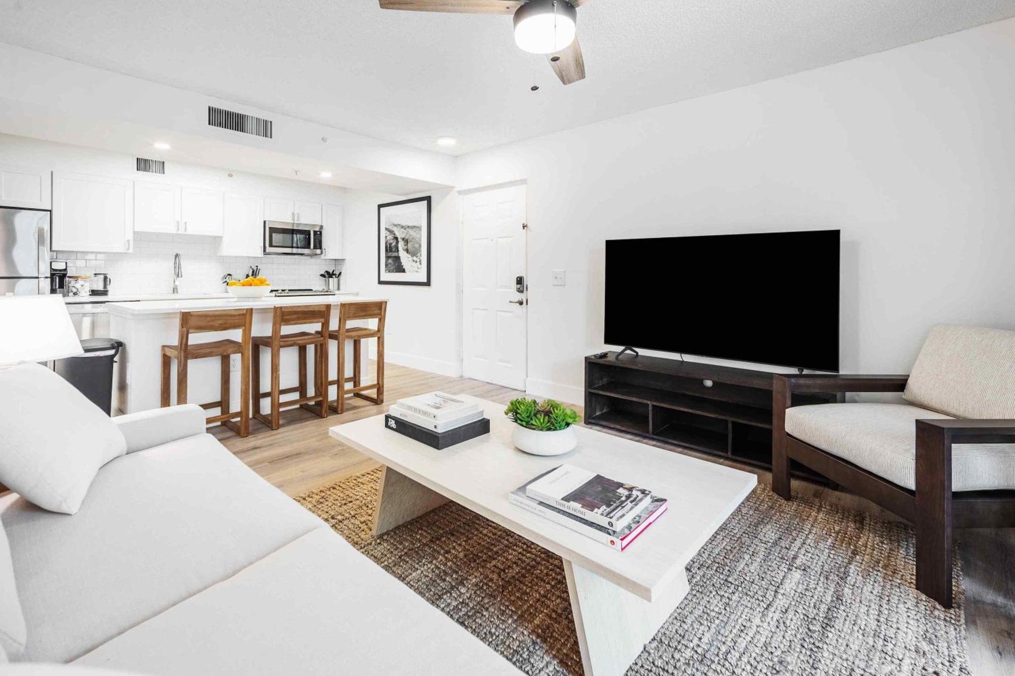 Stunning Centrally Located Apartments At New River Cove In South Florida 劳德代尔堡 外观 照片