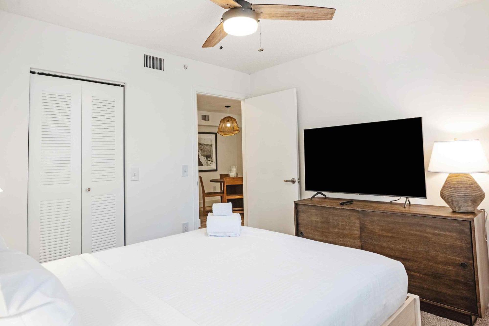 Stunning Centrally Located Apartments At New River Cove In South Florida 劳德代尔堡 客房 照片